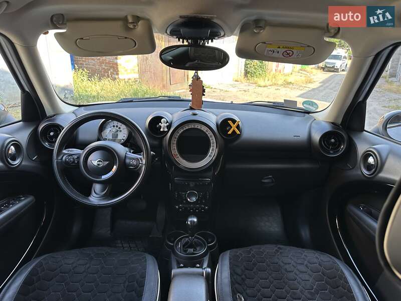 Внедорожник / Кроссовер MINI Countryman 2014 в Гайсине