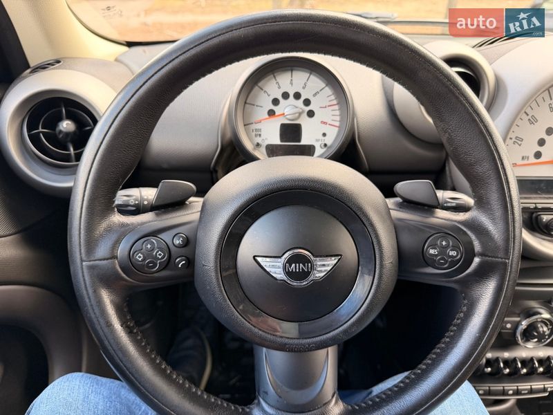 Позашляховик / Кросовер MINI Countryman 2012 в Києві фото 16 Позашляховик / Кросовер MINI Countryman 2012 в Києві