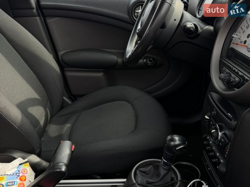 Позашляховик / Кросовер MINI Countryman 2011 в Києві фото 13 Позашляховик / Кросовер MINI Countryman 2011 в Києві