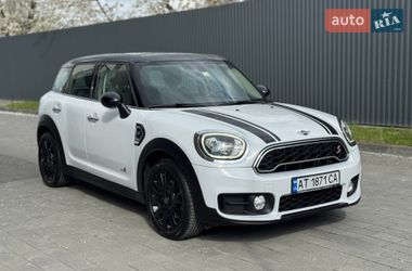 Хетчбек MINI Countryman 2017 в Івано-Франківську