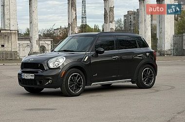 Внедорожник / Кроссовер MINI Countryman 2015 в Днепре