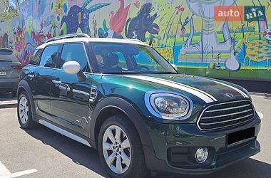 Хэтчбек MINI Countryman 2017 в Киеве