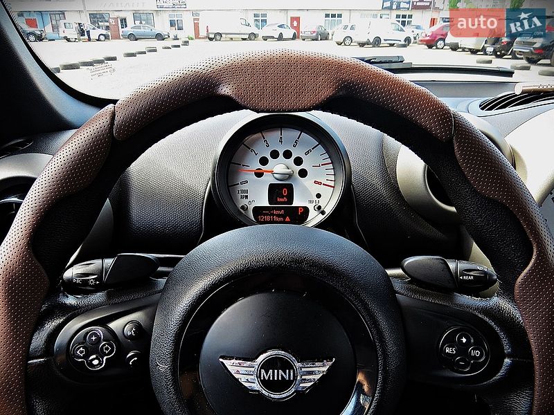 Внедорожник / Кроссовер MINI Countryman 2011 в Черкассах