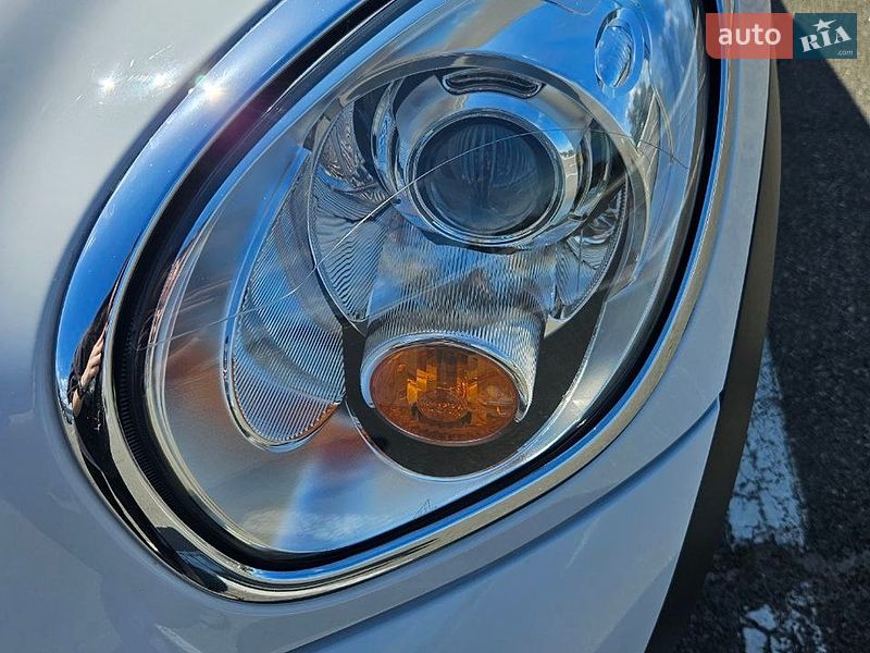 Внедорожник / Кроссовер MINI Countryman 2015 в Киеве