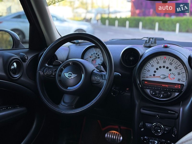 Внедорожник / Кроссовер MINI Countryman 2013 в Киеве