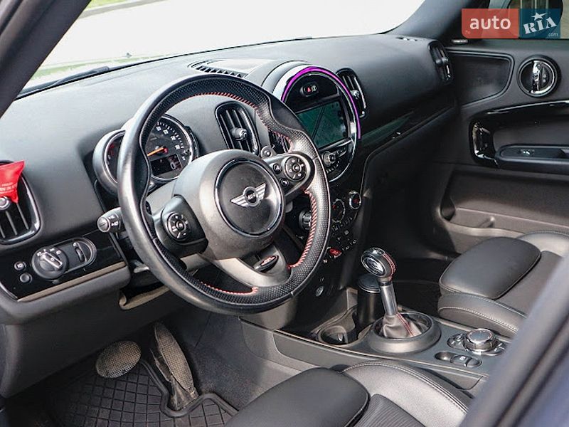 Хэтчбек MINI Countryman 2018 в Киеве