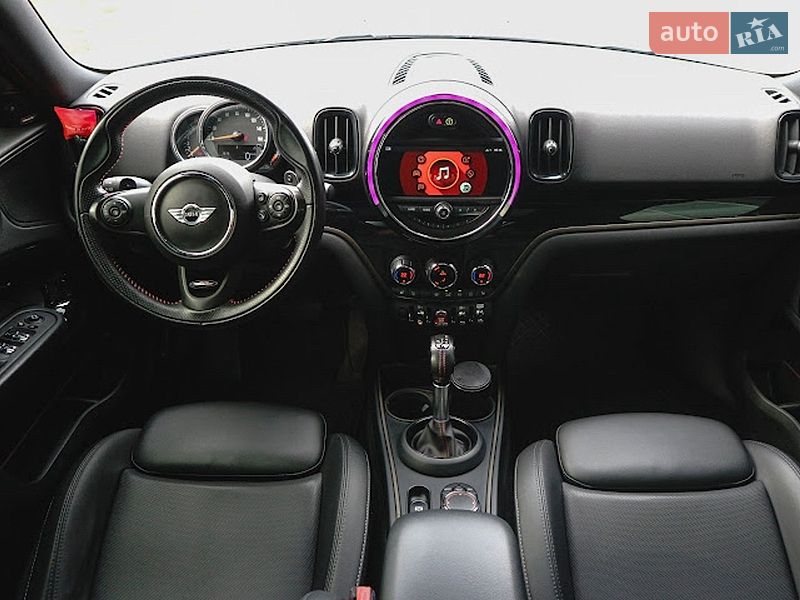 Хэтчбек MINI Countryman 2018 в Киеве