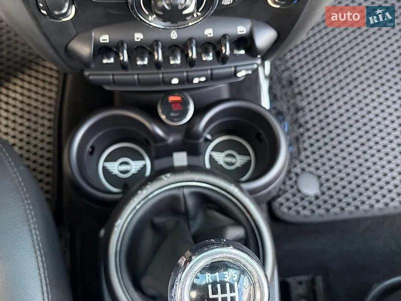 MINI Countryman 2010 VIN WMWZB3C50BWH95030 фото оголошення 23 з 68