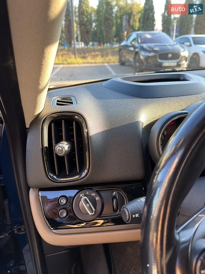 2017 MINI Countryman - мініатюра 38