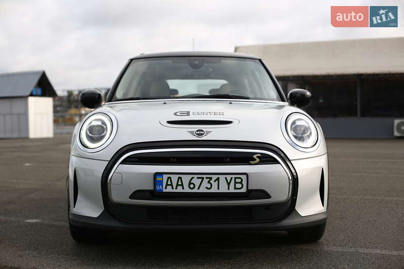 Хэтчбек MINI Electric 2021 в Киеве