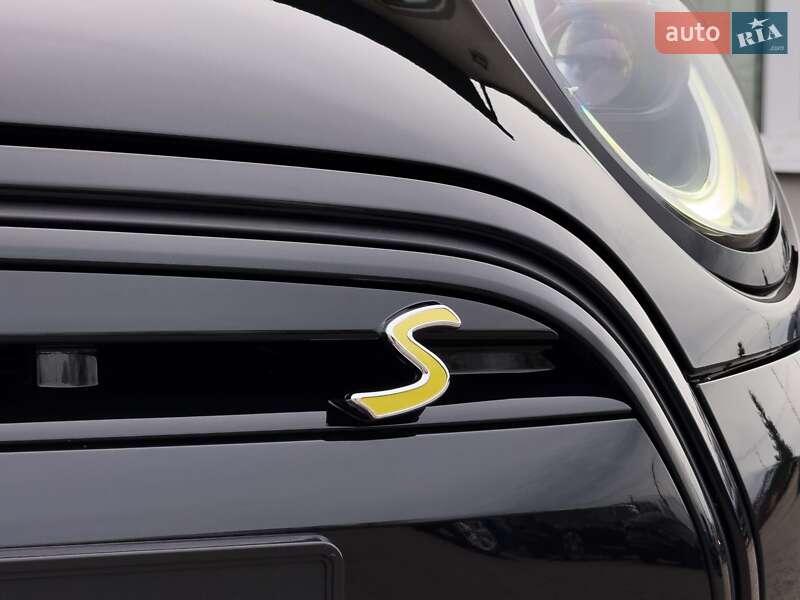 Хэтчбек MINI Electric 2022 в Луцке