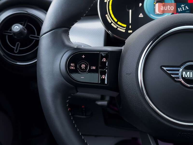Хэтчбек MINI Electric 2022 в Луцке