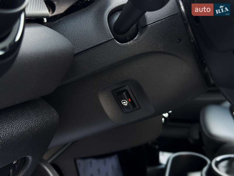 Хэтчбек MINI Electric 2022 в Луцке