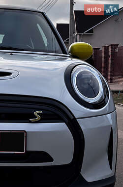 Хэтчбек MINI Electric 2021 в 
