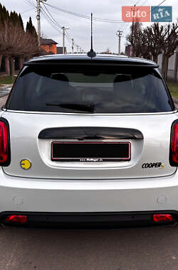 Хэтчбек MINI Electric 2021 в 
