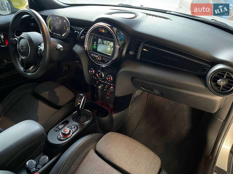 Хэтчбек MINI Electric 2020 в Одессе фото 25 Хэтчбек MINI Electric 2020 в Одессе