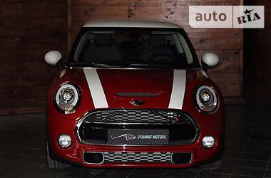 Купе MINI Hatch 2016 в Киеве