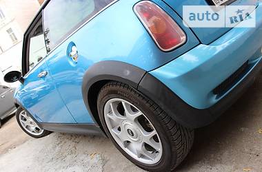 Хэтчбек MINI Hatch 2005 в Киеве