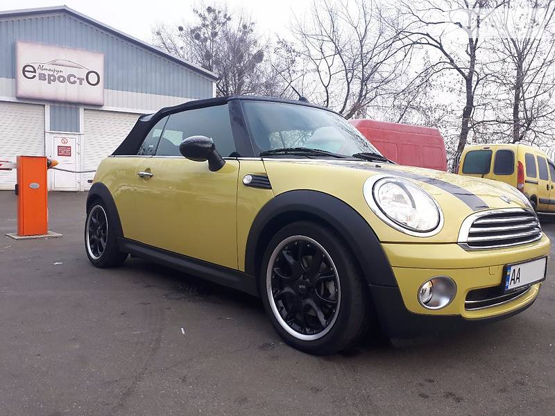 Кабриолет MINI Hatch 2010 в Киеве