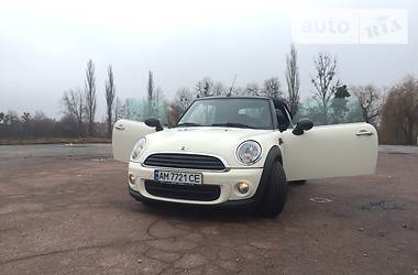 Кабриолет MINI Hatch 2012 в Житомире