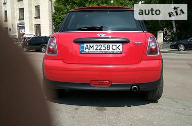 Хетчбек MINI Hatch 2009 в Житомирі