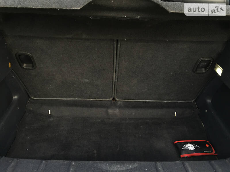 Универсал MINI Hatch 2003 в Черновцах фото 16 Универсал MINI Hatch 2003 в Черновцах