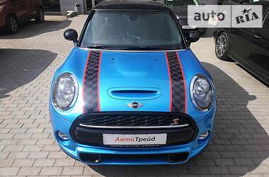 Хетчбек MINI Hatch 2018 в 