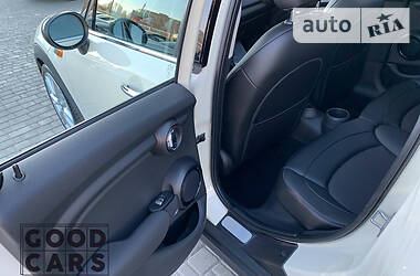 Хэтчбек MINI Hatch 2015 в 