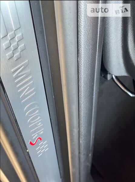 Хетчбек MINI Hatch 2018 в Києві