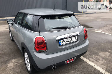Купе MINI Hatch 2017 в 