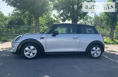 Хетчбек MINI Hatch 2014 в 