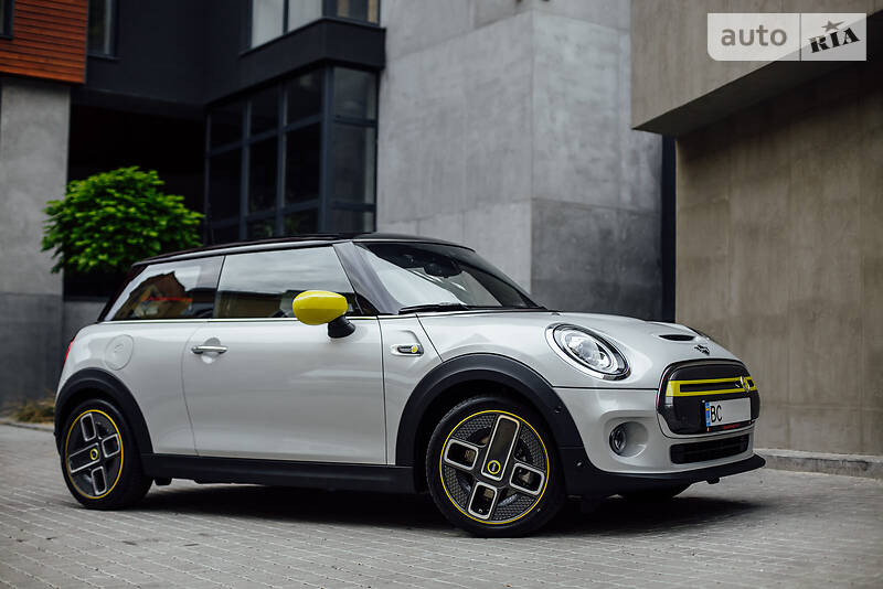 Хетчбек MINI Hatch 2020 в 