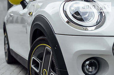 Хетчбек MINI Hatch 2020 в 