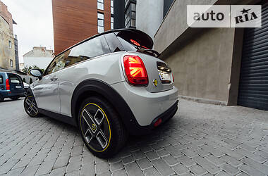 Хетчбек MINI Hatch 2020 в 