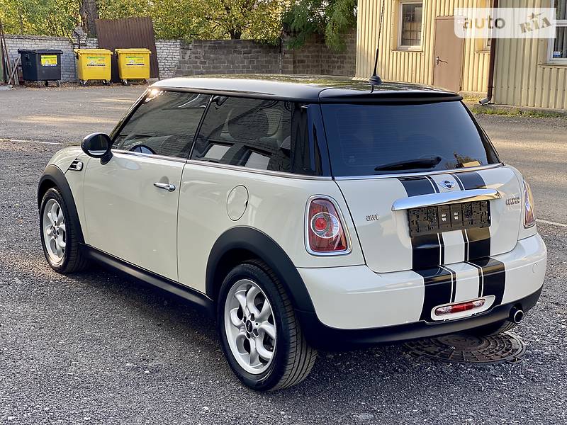 Хетчбек MINI Hatch 2013 в Києві фото 8 Хетчбек MINI Hatch 2013 в Києві