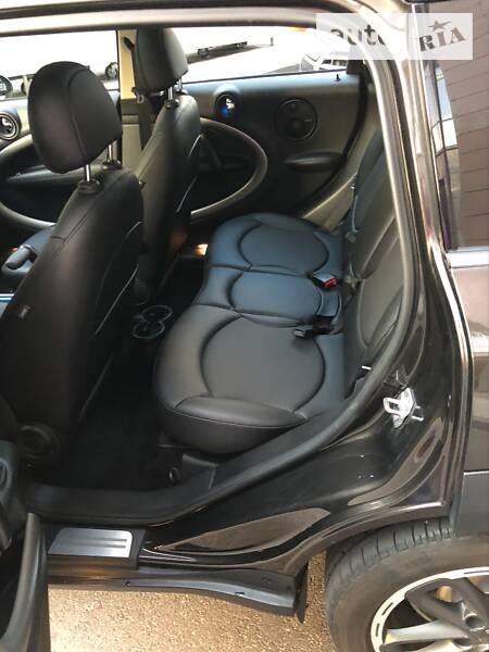 Хэтчбек MINI Hatch 2015 в Киеве