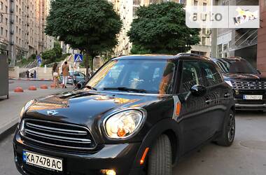 Хэтчбек MINI Hatch 2015 в Киеве