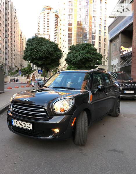 Хэтчбек MINI Hatch 2015 в Киеве