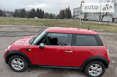 Хэтчбек MINI Hatch 2010 в Ровно