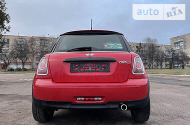 Хэтчбек MINI Hatch 2010 в 