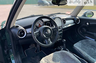 Хэтчбек MINI Hatch 2012 в Ивано-Франковске