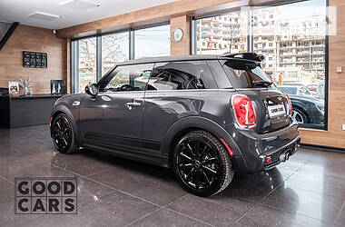 Купе MINI Hatch 2017 в 