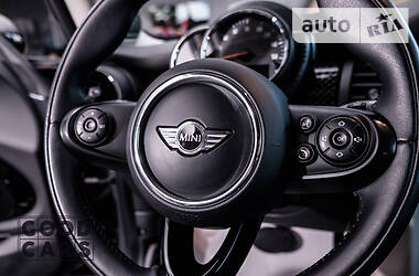 Купе MINI Hatch 2017 в 