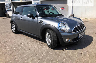 Хэтчбек MINI Hatch 2009 в Киеве