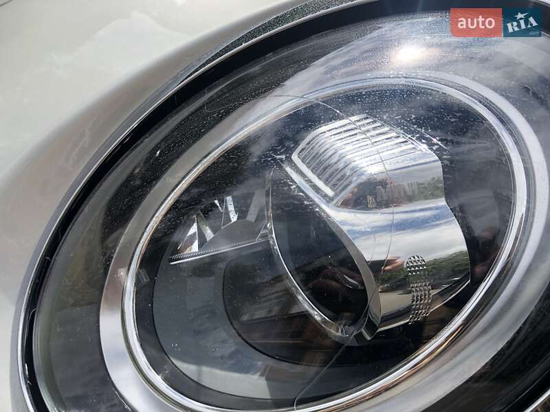 Хэтчбек MINI Hatch 2020 в Киеве