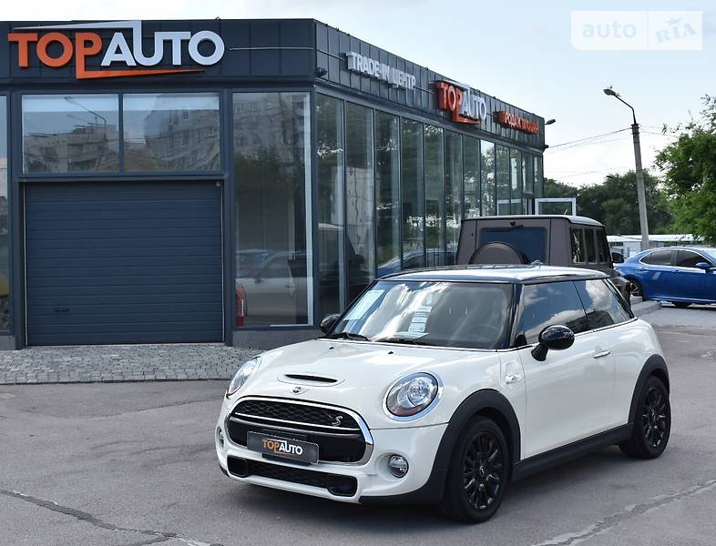 Хетчбек MINI Hatch 2014 в Запоріжжі