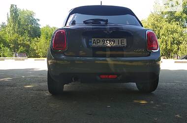 Хетчбек MINI Hatch 2015 в Запоріжжі