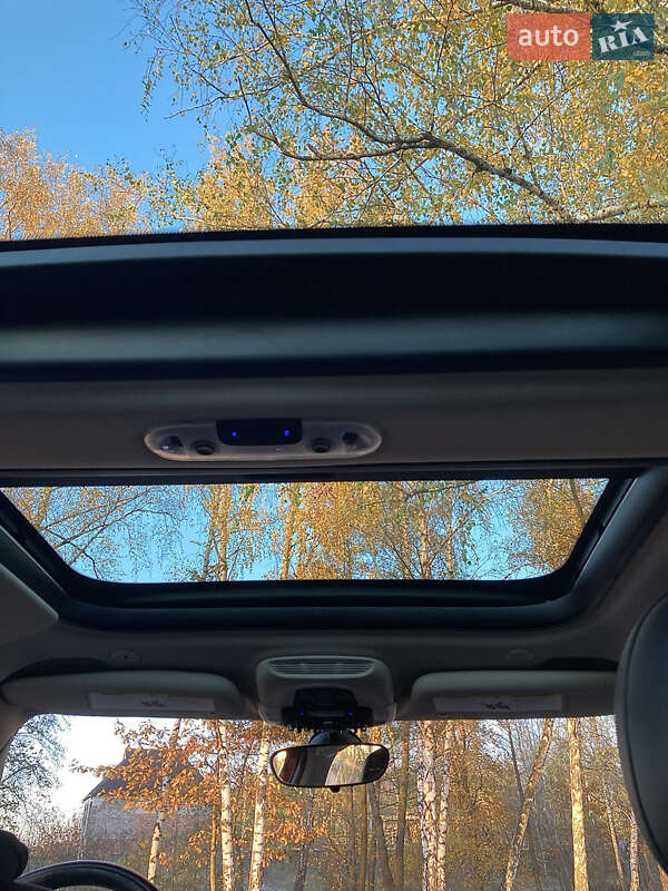 Хэтчбек MINI Hatch 2015 в Киеве