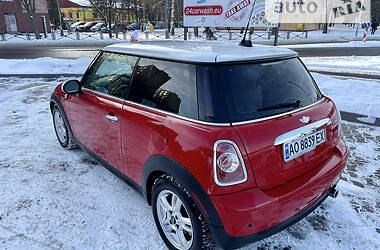 Хэтчбек MINI Hatch 2013 в Ужгороде