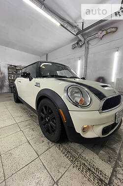 Хэтчбек MINI Hatch 2012 в Львове